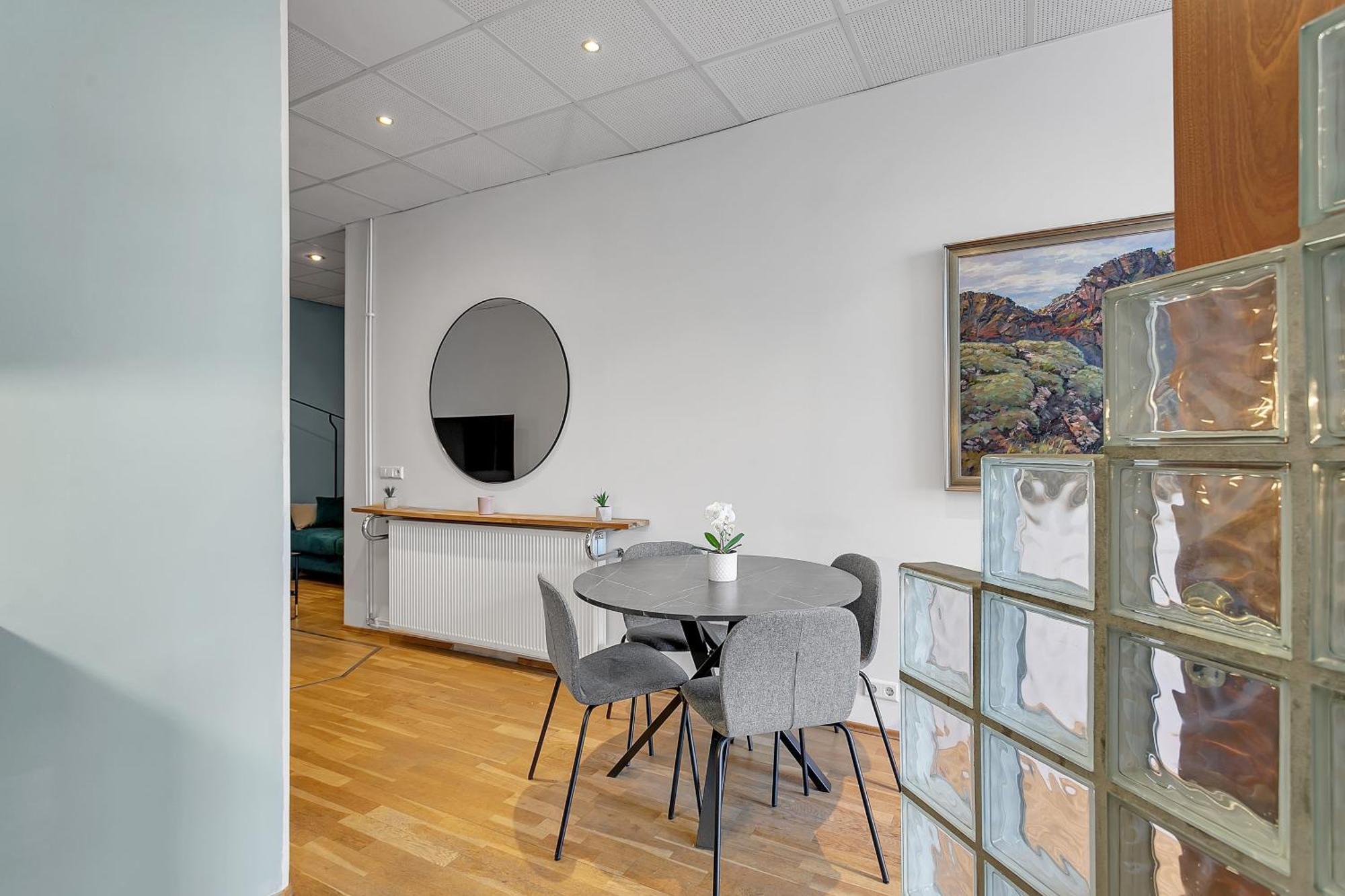 Bright Apartment In The Heart Of The City! Reykjavik Exterior photo
